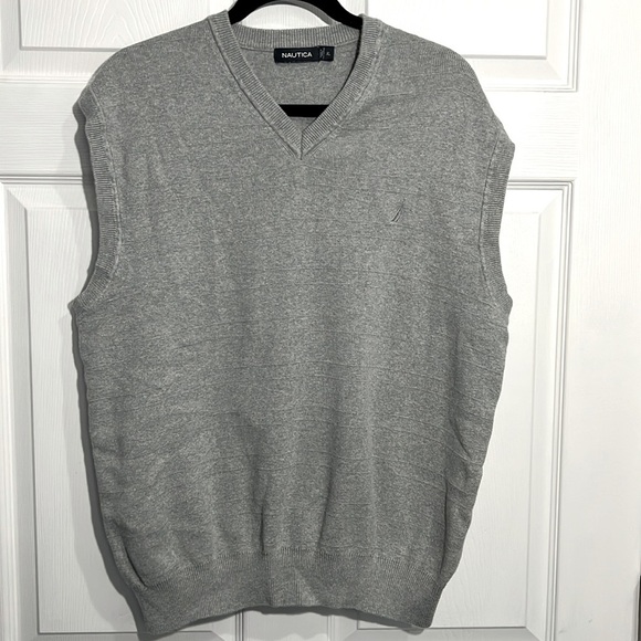 Nautica Men’s Gray Sweater Vest - size XL - Picture 1 of 6